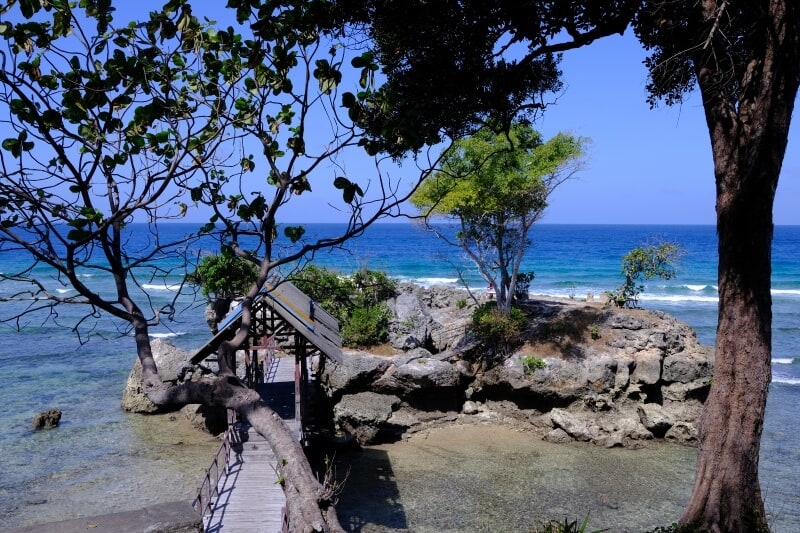 Pantai Ujung Tiro, Wisata Elok Di Dekat Industri Kapal&nbsp;Pinisi