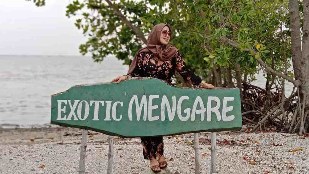Pantai Ayang-Ayang, Hutan Mangrove hingga Wisata Sejarah di Exotic Mengare Gresik