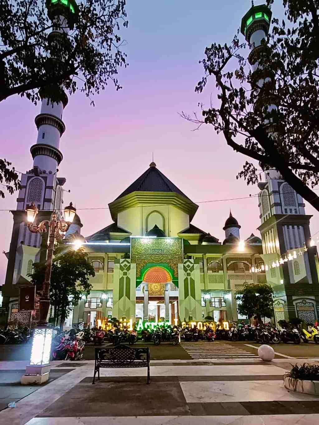Masjid Agung Lamongan Jawa Timur, Tertua Sejak Tahun 1908