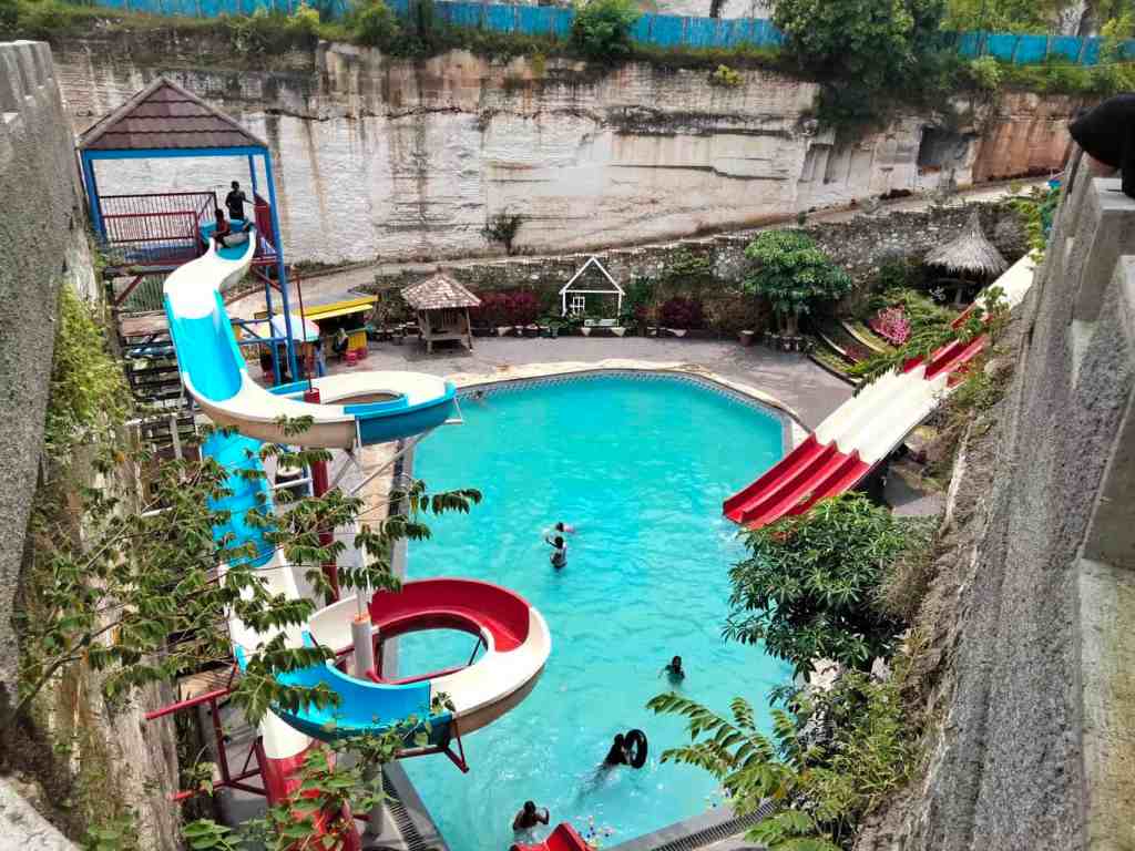 JJ Water Park Tuban, Taman Rekreasi Air Seru Bekas Lahan Tambang