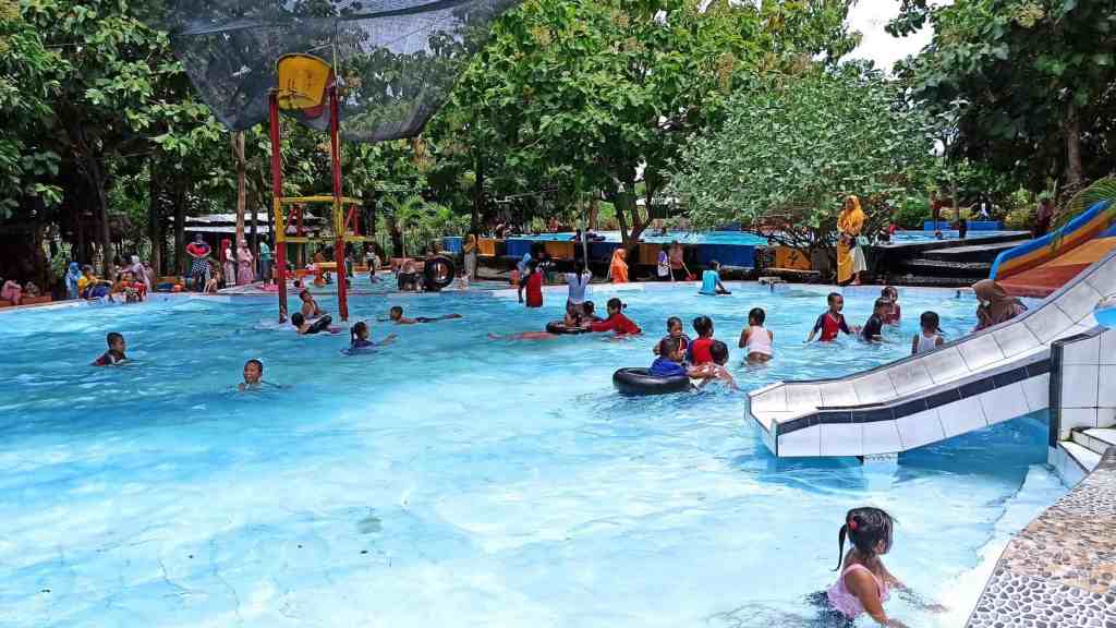 Jatiwangi Park Tuban, Wisata Alam dengan Nuansa Pepohonan Jati